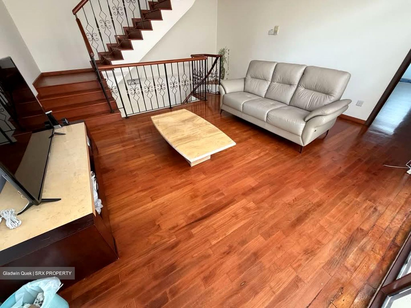 Phillips Avenue (D19), Semi-Detached #580217121